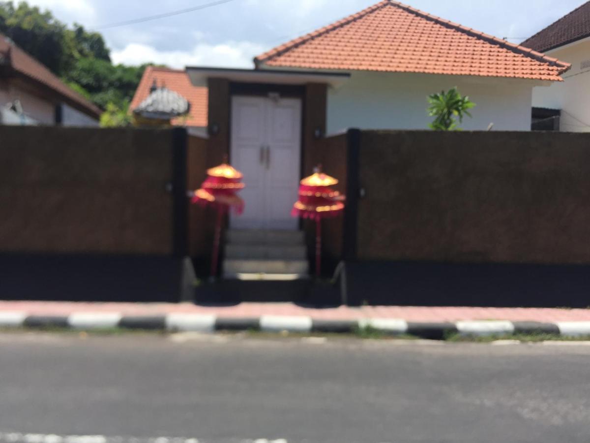 Queen Guest House Tulamben מראה חיצוני תמונה